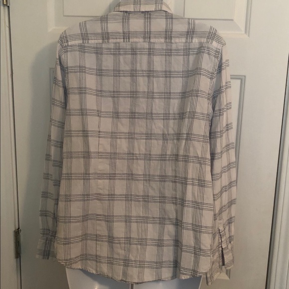 EUC light weight gauzey top - Picture 2 of 3